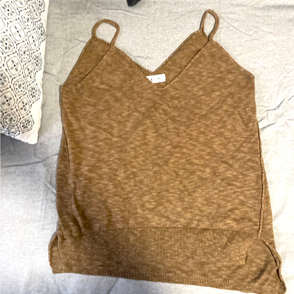 Heathered camel knit women’s tank top size medium